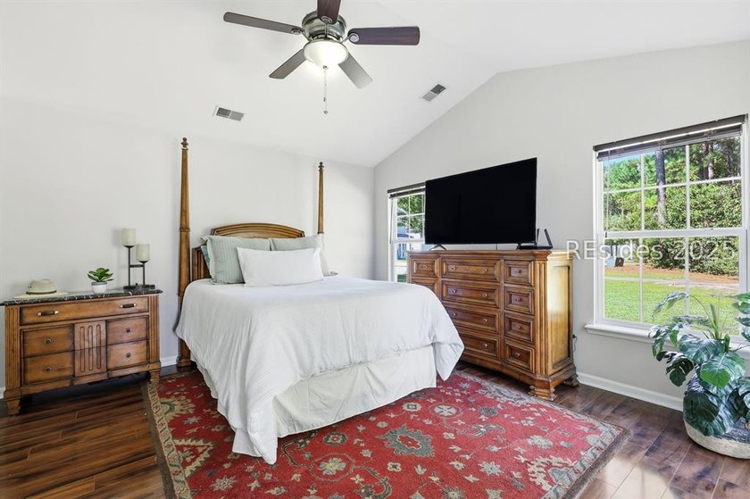 Welcome to come and see the best value single-story home in - photo 11