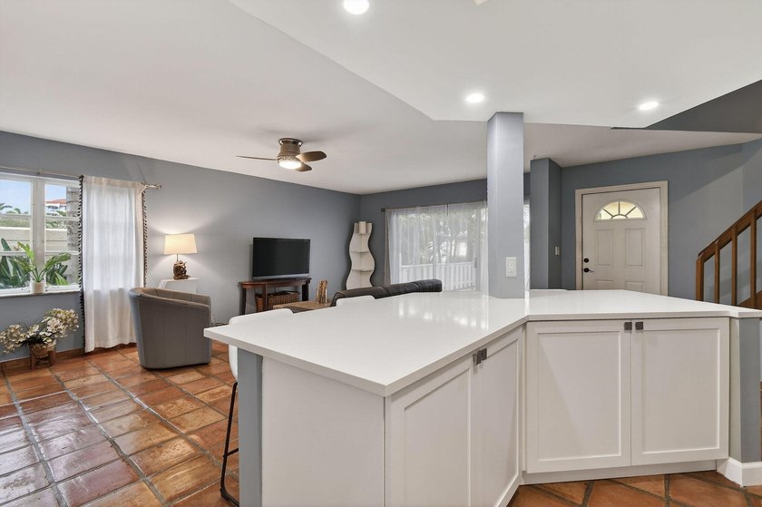 Welcome to 170 Seabreeze Circle in beautiful Jupiter, FL! Your - photo 16
