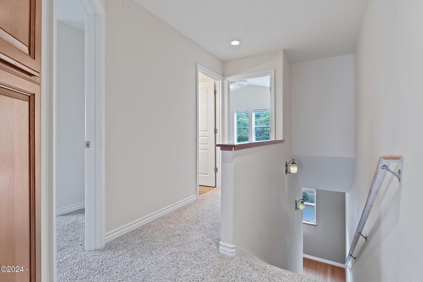 OCEANFRONT high bank townhome features sweeping ocean views that - photo 17