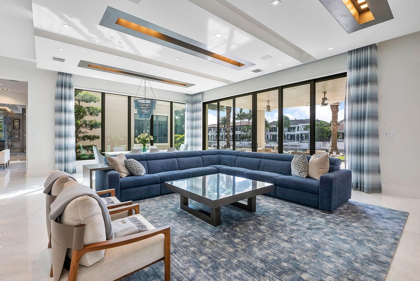 A commanding presence on Royal Palm Yacht &amp; Country Club's Grand - photo 18