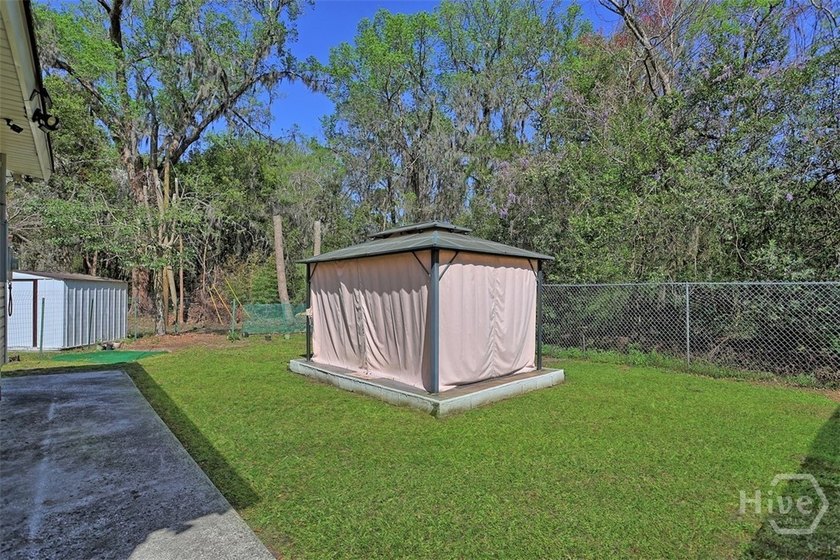 Welcome to 2444 E 39th Street where comfort, privacy, and value - photo 22