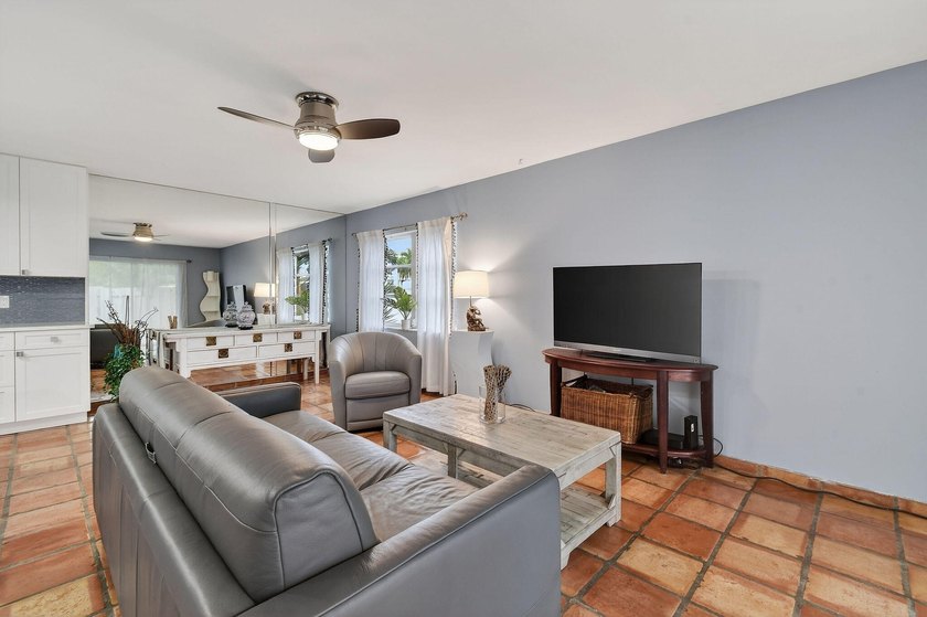 Welcome to 170 Seabreeze Circle in beautiful Jupiter, FL! Your - photo 24