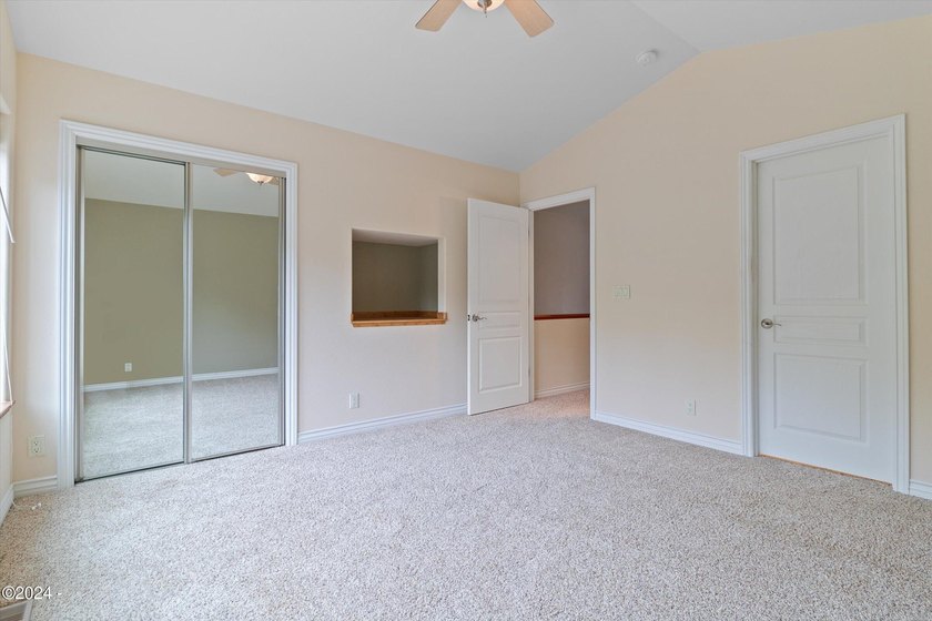 OCEANFRONT high bank townhome features sweeping ocean views that - photo 25