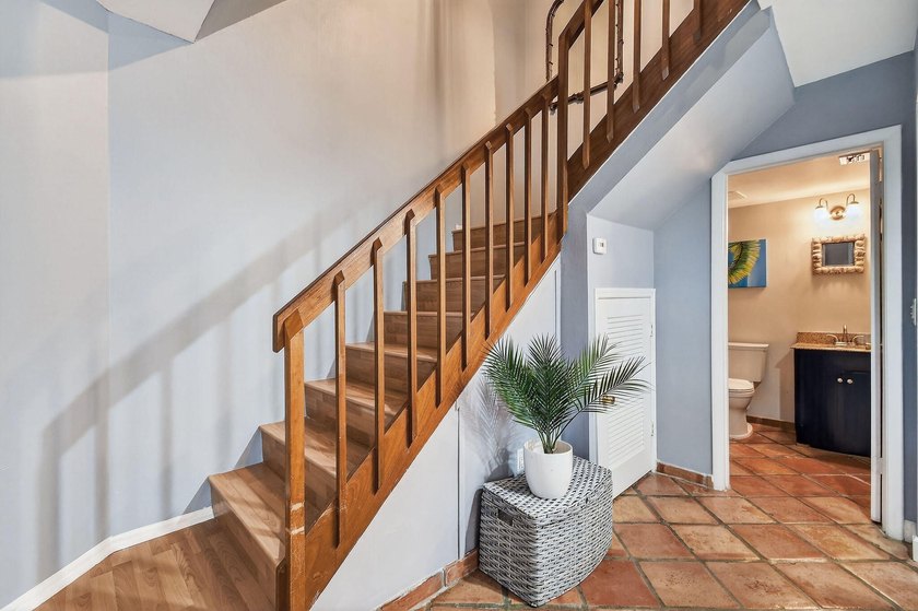 Welcome to 170 Seabreeze Circle in beautiful Jupiter, FL! Your - photo 29
