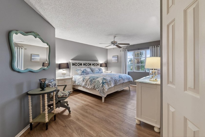 Welcome to 170 Seabreeze Circle in beautiful Jupiter, FL! Your - photo 31