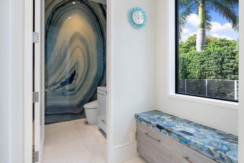 A commanding presence on Royal Palm Yacht &amp; Country Club's Grand - photo 32