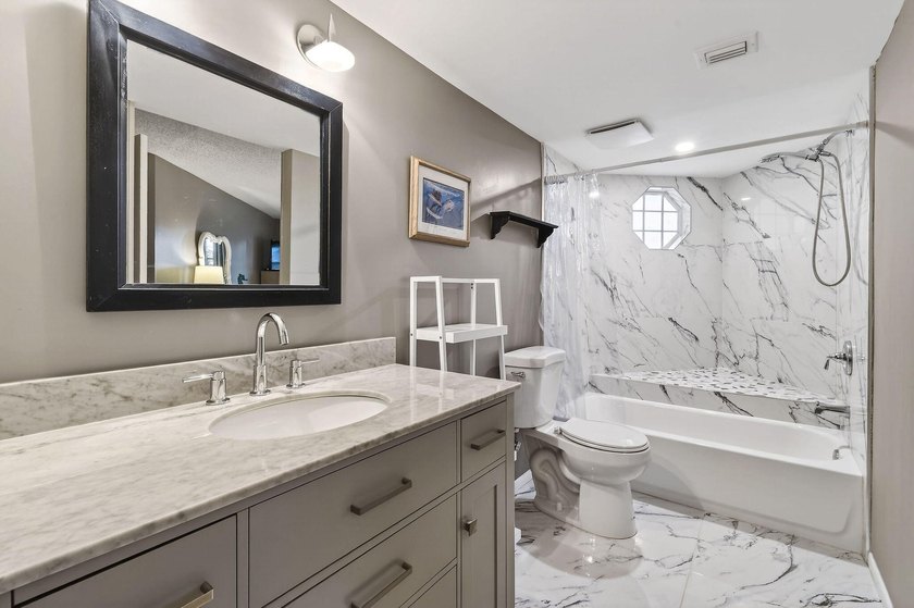 Welcome to 170 Seabreeze Circle in beautiful Jupiter, FL! Your - photo 39