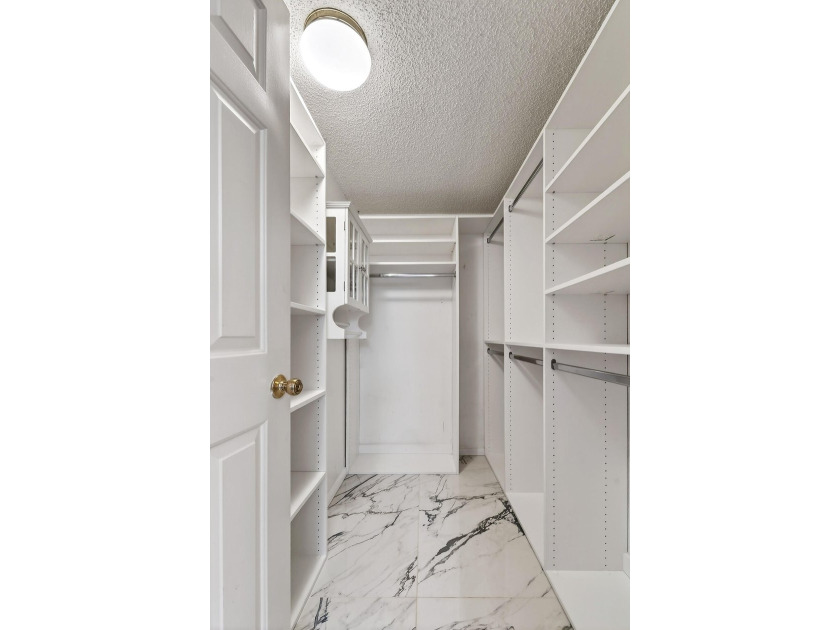 Welcome to 170 Seabreeze Circle in beautiful Jupiter, FL! Your - photo 43