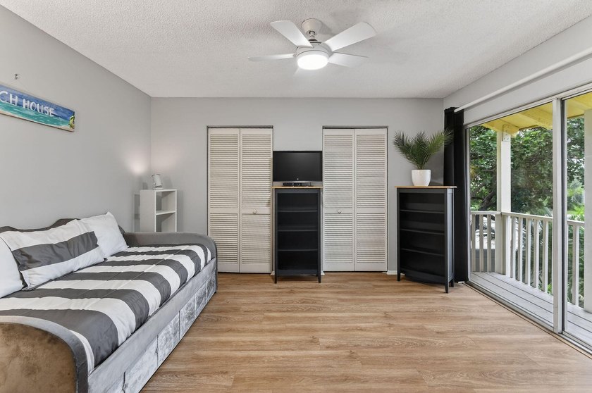Welcome to 170 Seabreeze Circle in beautiful Jupiter, FL! Your - photo 48