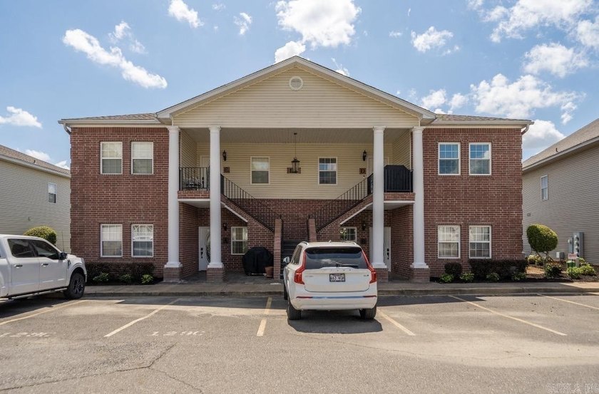 Lakefront Condo on Lake Hamilton - Boat Slip Included! Wake up - photo 4