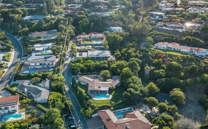 Welcome to your private resort retreat-an extraordinary single - photo 48