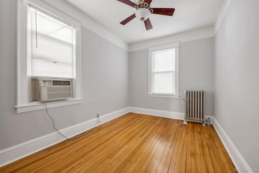 Exceptional opportunity in the sought-after Westchester Square - photo 8