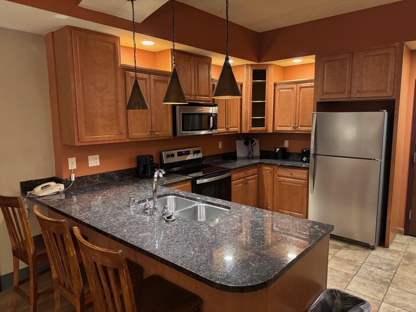 Welcome to the beautiful Chula Vista! Located right off the - photo 2