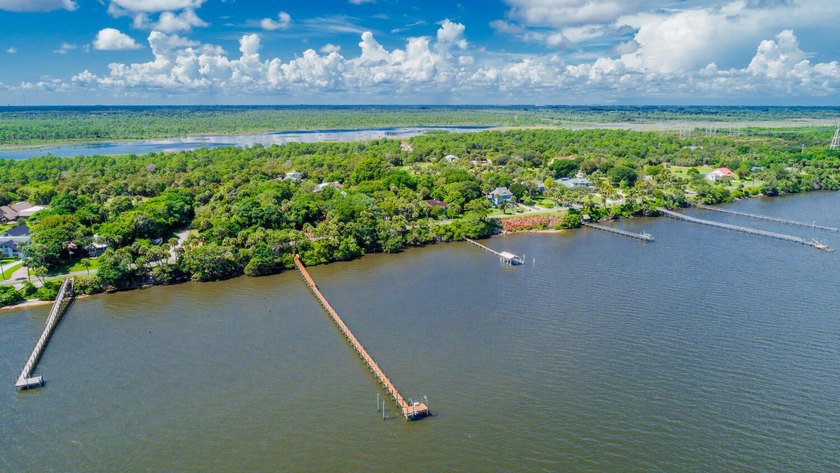 **3+ Acre Riverfront Home, Attached 2-Car Garage and Detached 1 - photo 6