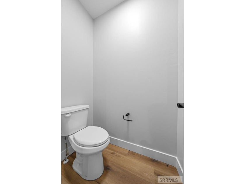 Welcome to the Serendipity Plan. This 2090 square foot layout is - photo 23