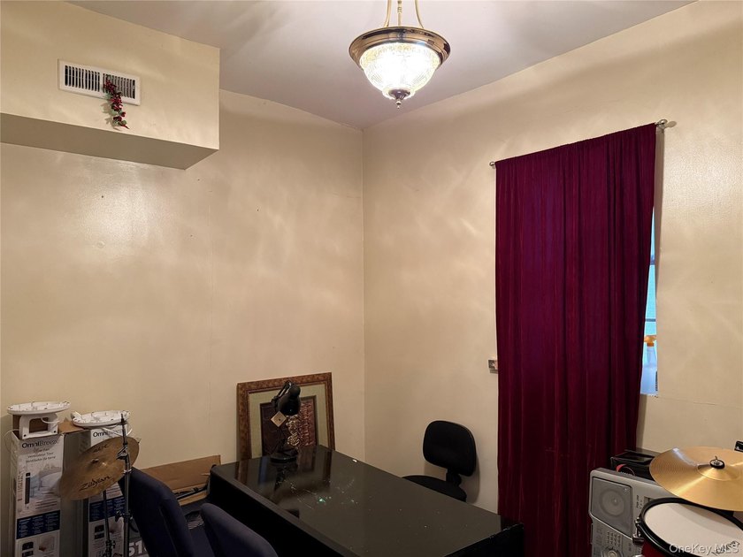 Presently a ACTIVE CHURCH / CAN be rezoned residential or retail - photo 7