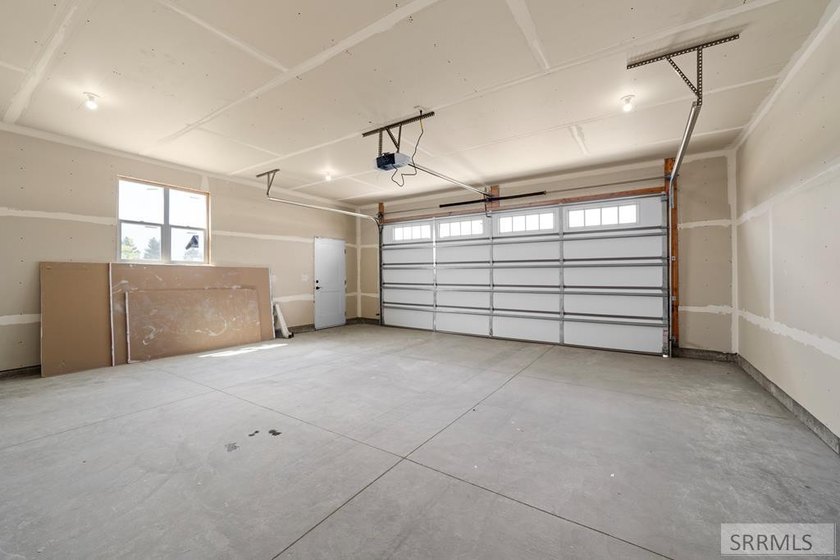 Welcome to the Serendipity Plan. This 2090 square foot layout is - photo 37