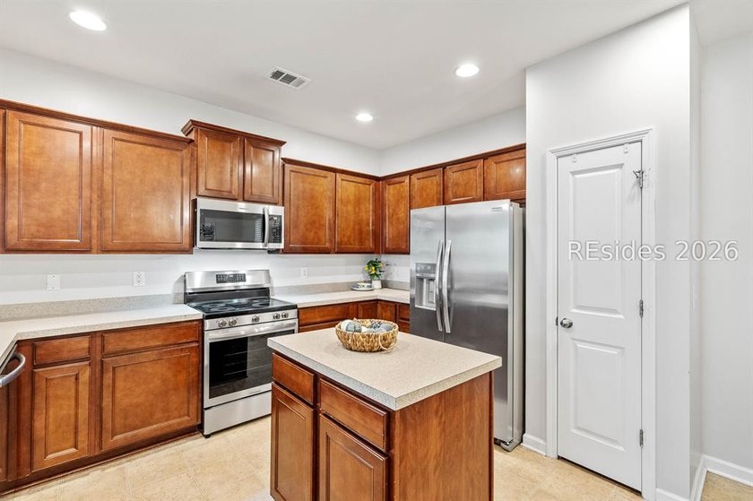 Fantastic value in Shadow Moss! Enjoy peace of mind with major - photo 11