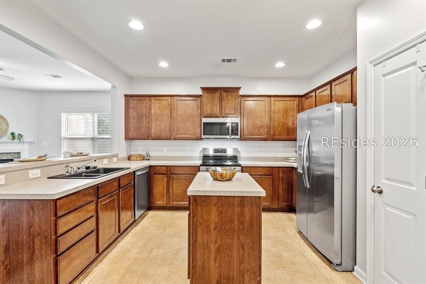 Fantastic value in Shadow Moss! Enjoy peace of mind with major - photo 16