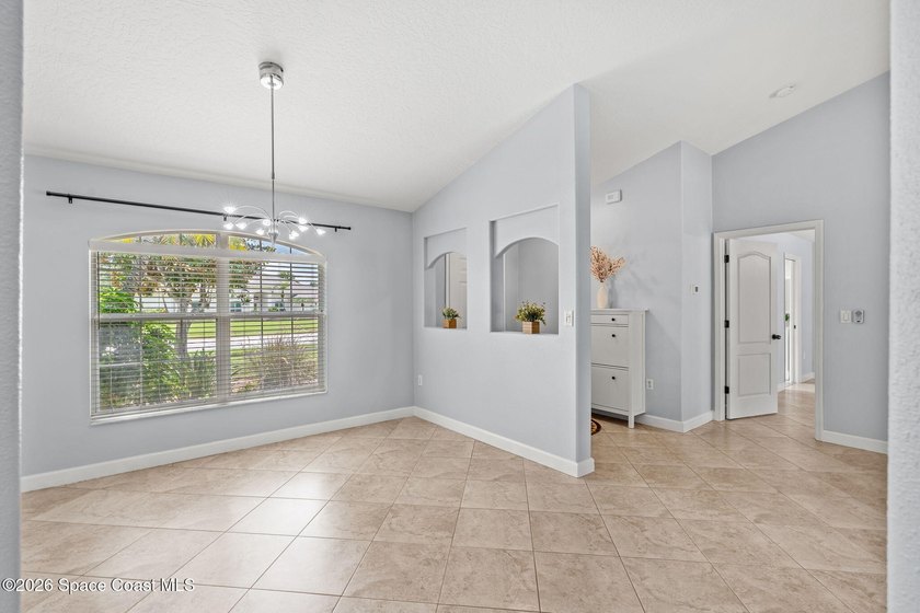 Beautifully maintained 3-bedroom, 2-bath pool home located in - photo 13