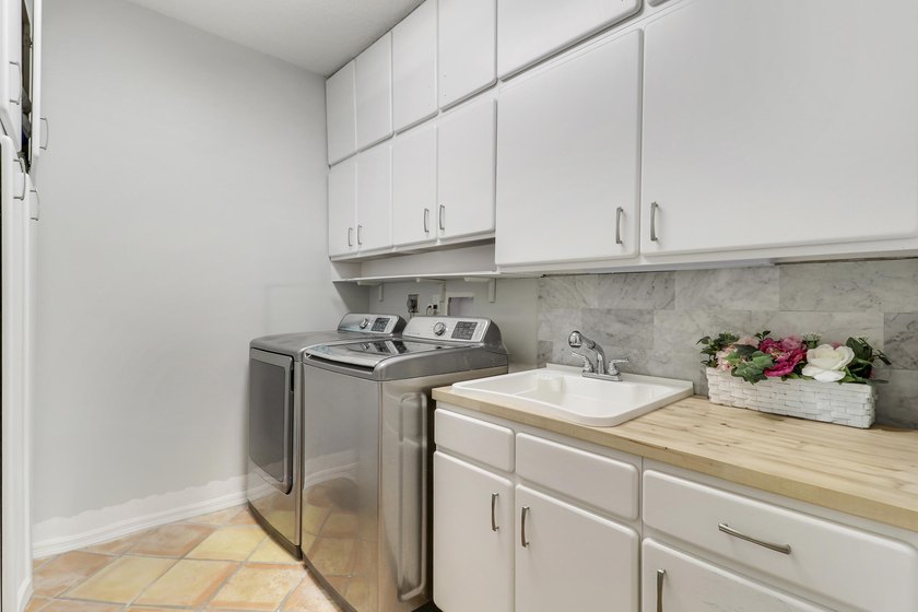 This custom built residence offers just over 3500 square feet - photo 16