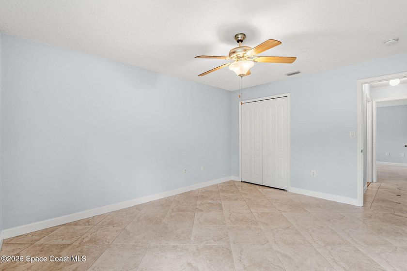 Beautifully maintained 3-bedroom, 2-bath pool home located in - photo 34