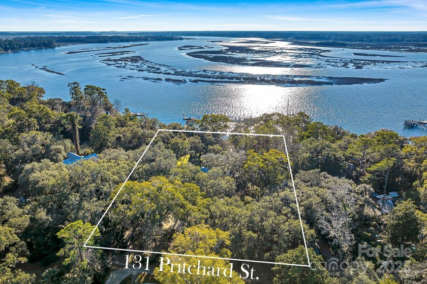 131 Pritchard Street, located in the historic heart of Bluffton - photo 3