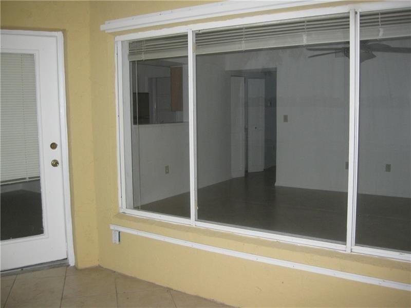 !!! BEAUTIFUL 2 bedrooms and 2 baths !!! WITH A LAKE VIEW - photo 19