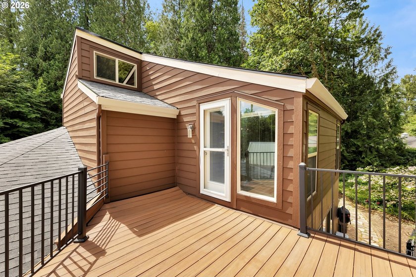 Escape to your own private Pacific Northwest retreat, where - photo 23