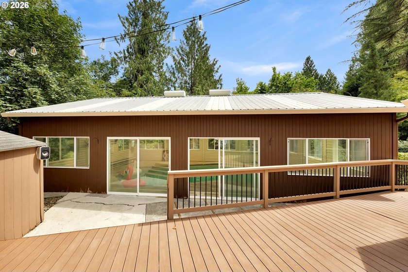 Escape to your own private Pacific Northwest retreat, where - photo 40