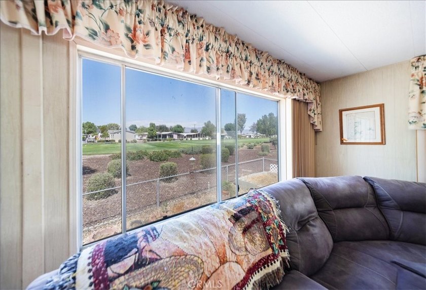 LOCATION! LOCATION! LOCATION! Welcome to a rare opportunity in - photo 21
