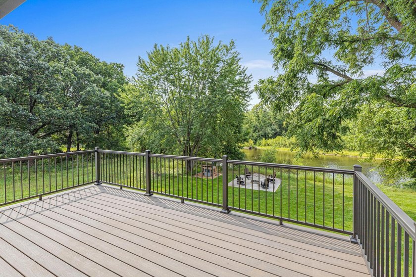 Experience waterfront living in this beautifully completely - photo 5