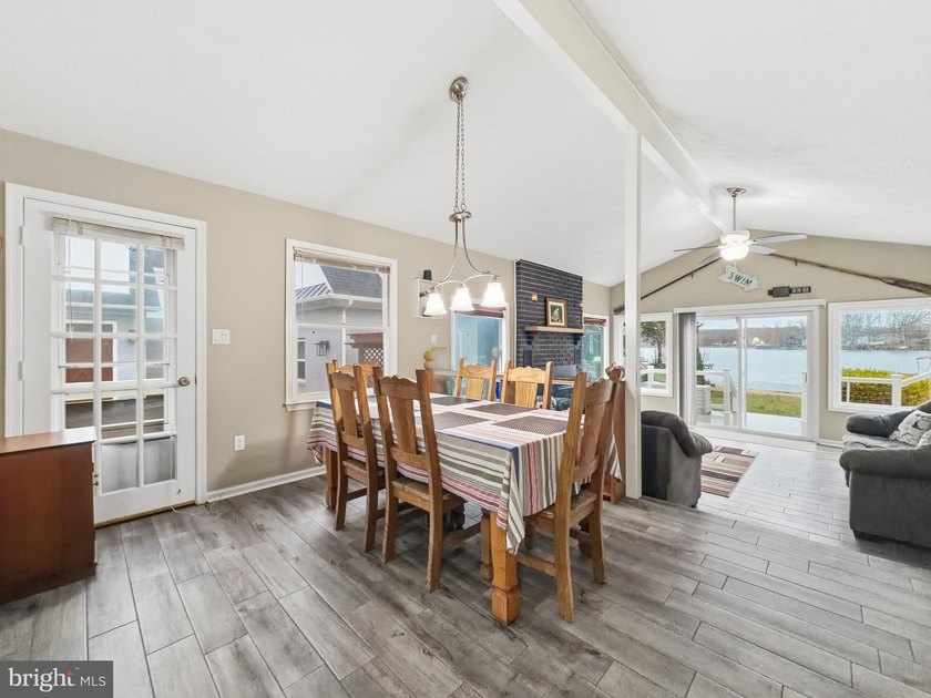 Welcome to 1353 Lakeview Parkway, where exceptional waterfront - photo 8