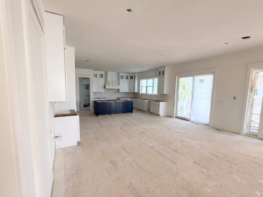 CREEKFRONT HOME~ a rare and unique opportunity to embrace - photo 4
