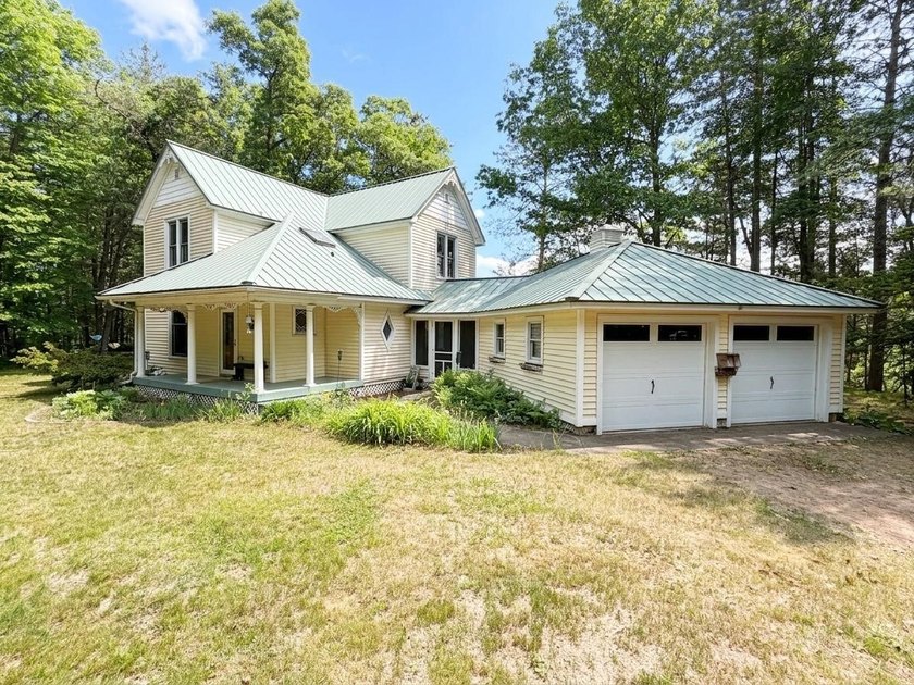Welcome to this beautifully restored and remodeled PRE-INSPECTED - photo 44