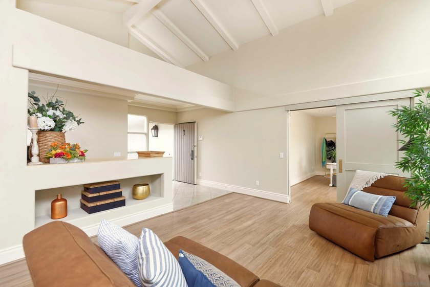 You can be on vacation every day in this resort style 3 BR, 2 BA - photo 8