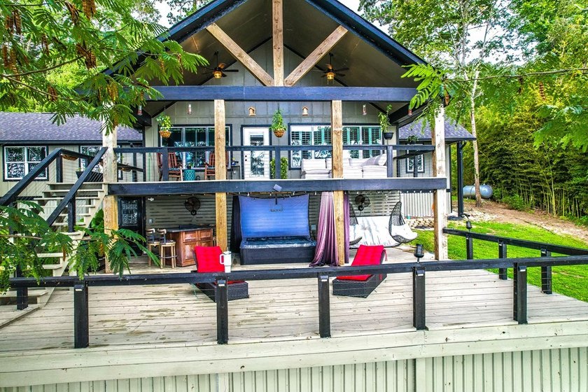 Wake up to breathtaking waterfront views and experience the best - photo 8