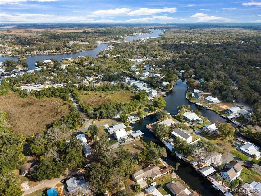 Rare Old Homosassa waterfront lot! Build your dream coastal - photo 11