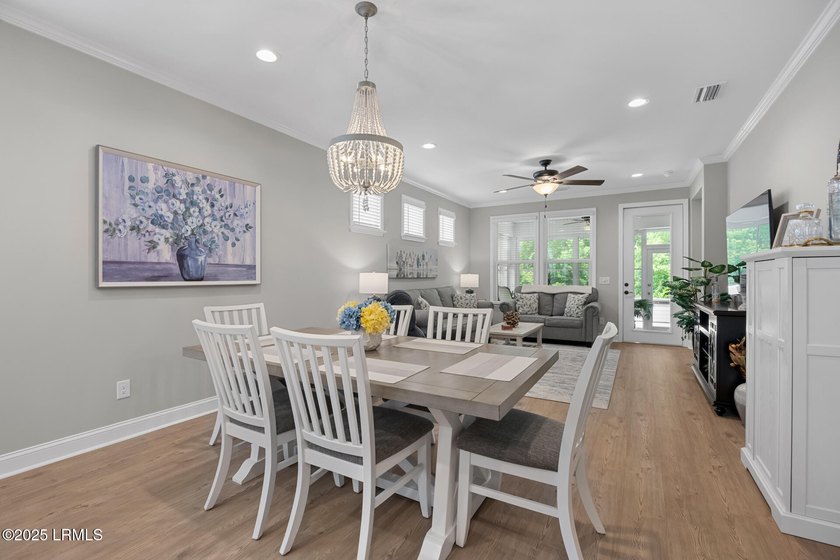 Discover this like-new, upgraded Hallmark home in Sun City - photo 12