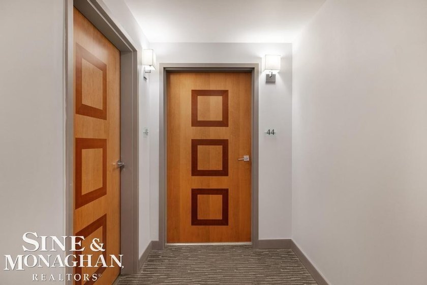 Experience luxury waterfront living at Bluewater View - photo 4