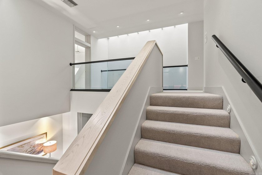Amazing Riverbend condo custom designed by the renowned Noland - photo 27