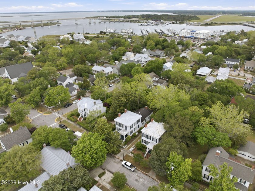 Step into a piece of Beaufort's history with the c. 1856 - photo 40