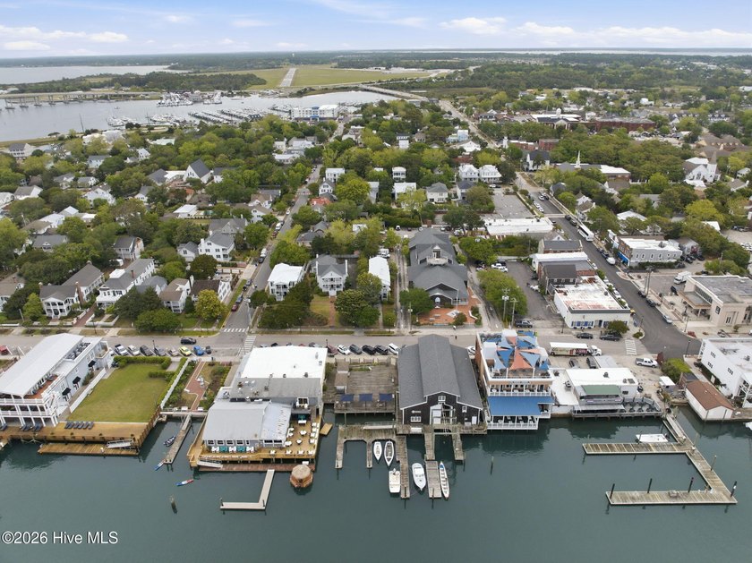 Step into a piece of Beaufort's history with the c. 1856 - photo 41