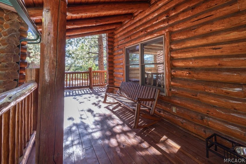 Nestled at the end of a quiet cul-de-sac in the highly desirable - photo 14