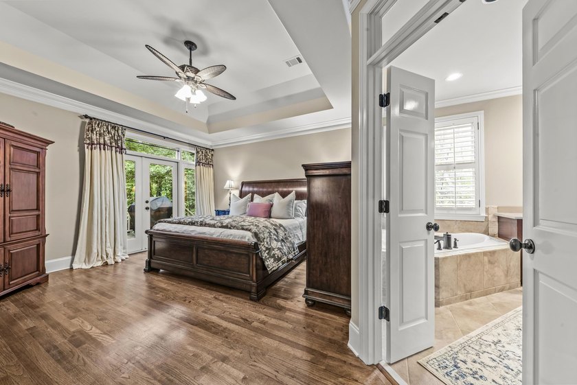 Rare main-lake opportunity on the highly desirable Richland - photo 16