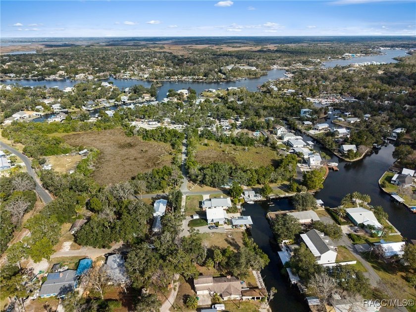 Rare Old Homosassa waterfront lot! Build your dream coastal - photo 18