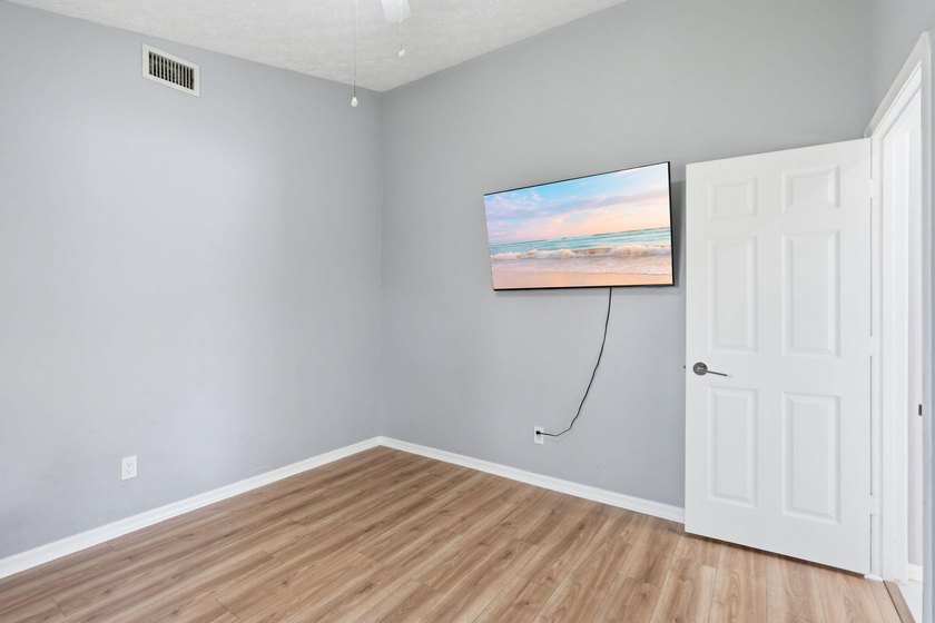 This 3 bed/2 bath home is a true sanctuary of elegance and - photo 28