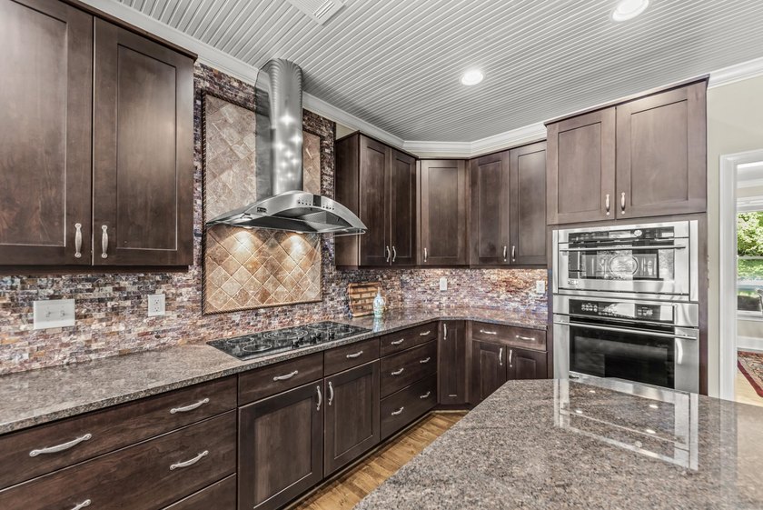 Rare main-lake opportunity on the highly desirable Richland - photo 29