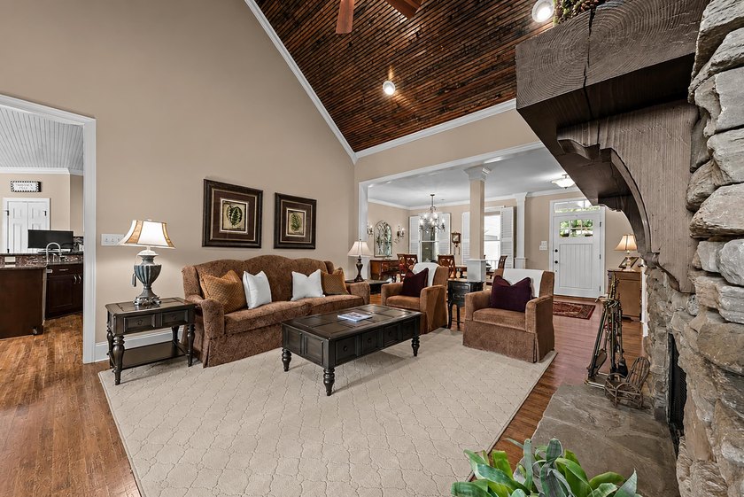 Rare main-lake opportunity on the highly desirable Richland - photo 36