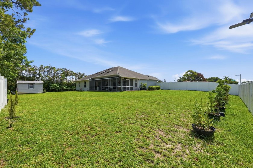 This 3 bed/2 bath home is a true sanctuary of elegance and - photo 50